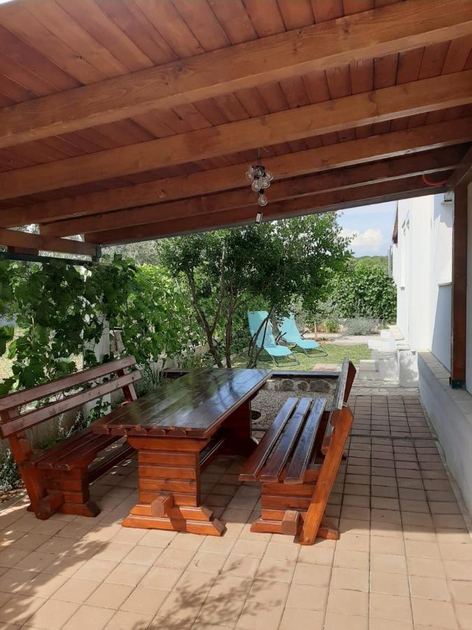 Apartment Maslina Biograd Na Moru Exterior photo