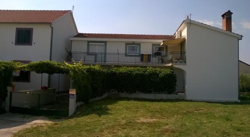 Apartment Maslina Biograd Na Moru Exterior photo