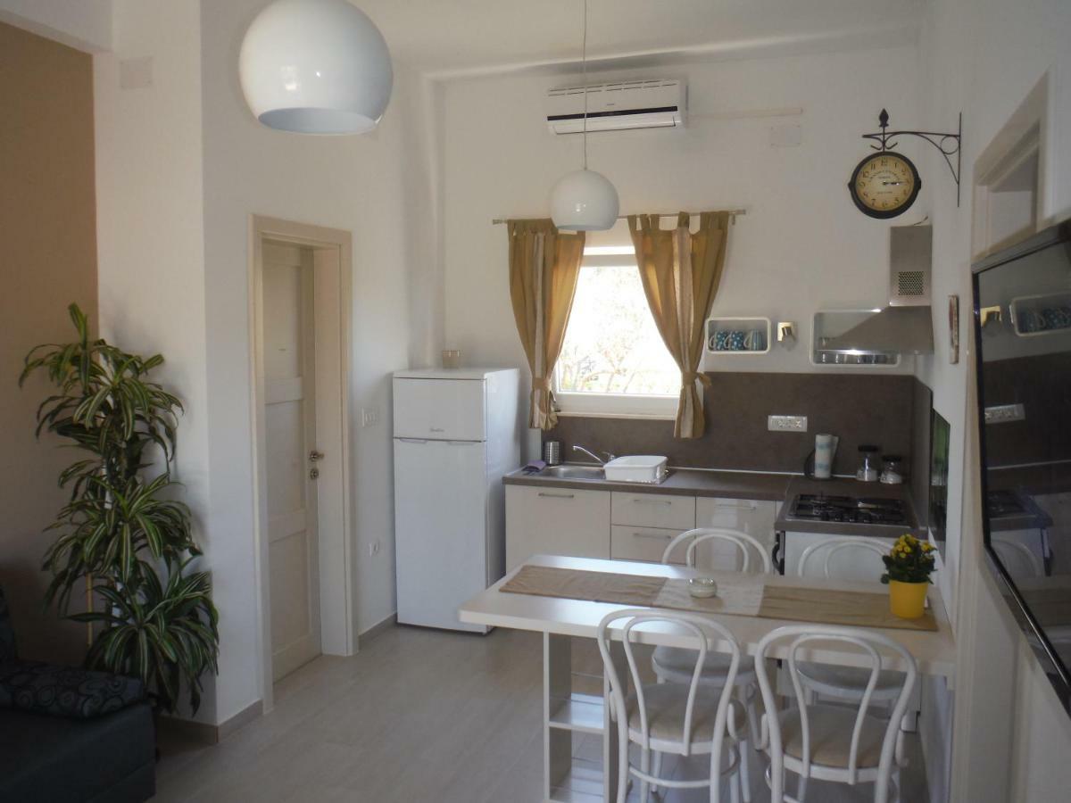 Apartment Maslina Biograd Na Moru Exterior photo
