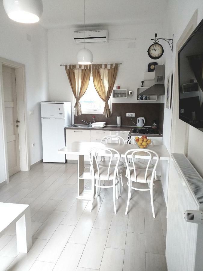 Apartment Maslina Biograd Na Moru Exterior photo
